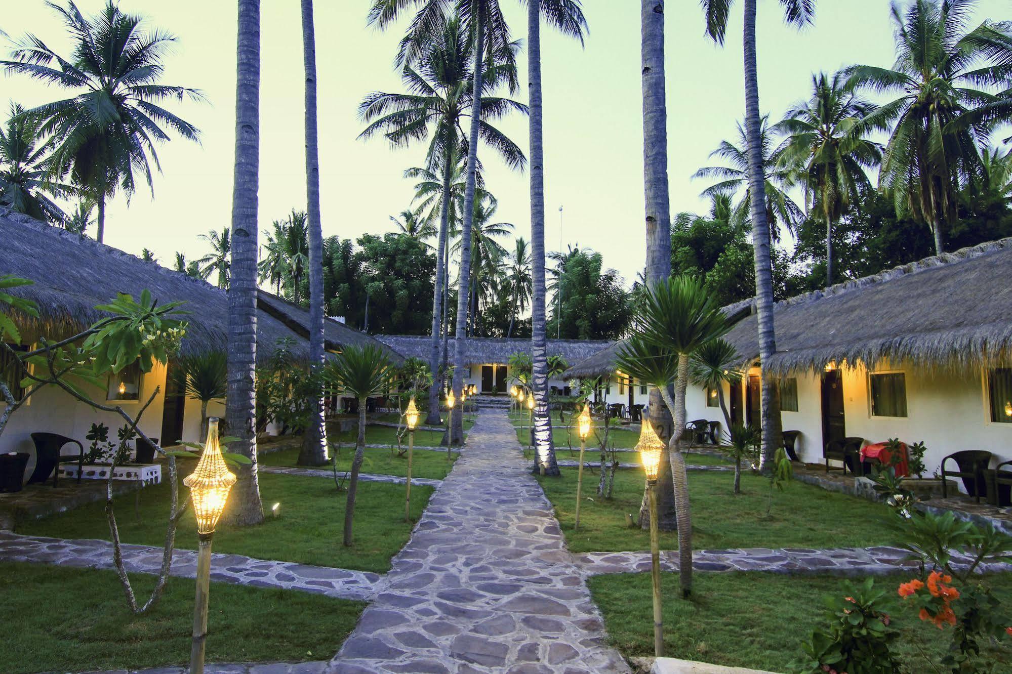 Grand Sunset Gili Air Otel Dış mekan fotoğraf
